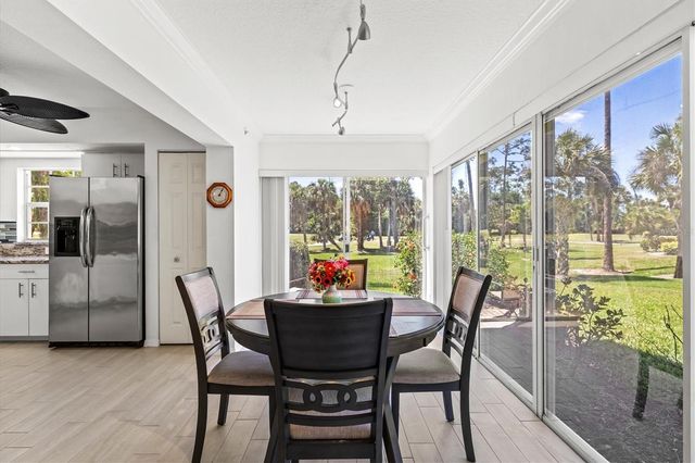 811 MONTROSE DRIVE 103, Venice, FL 34293