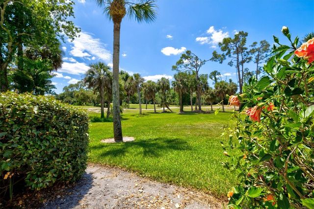 811 MONTROSE DRIVE 103, Venice, FL 34293