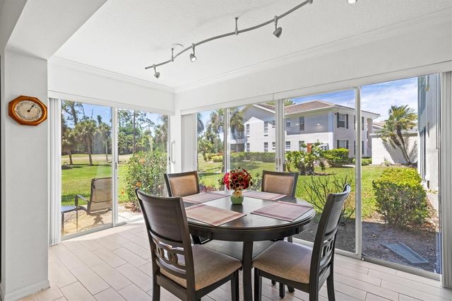 811 MONTROSE DRIVE 103, Venice, FL 34293