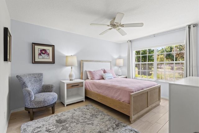 811 MONTROSE DRIVE 103, Venice, FL 34293