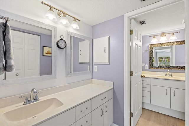 811 MONTROSE DRIVE 103, Venice, FL 34293