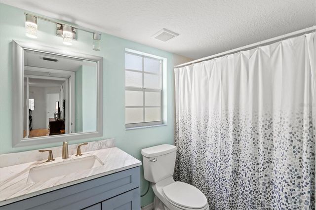 811 MONTROSE DRIVE 103, Venice, FL 34293