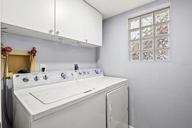 811 MONTROSE DRIVE 103, Venice, FL 34293