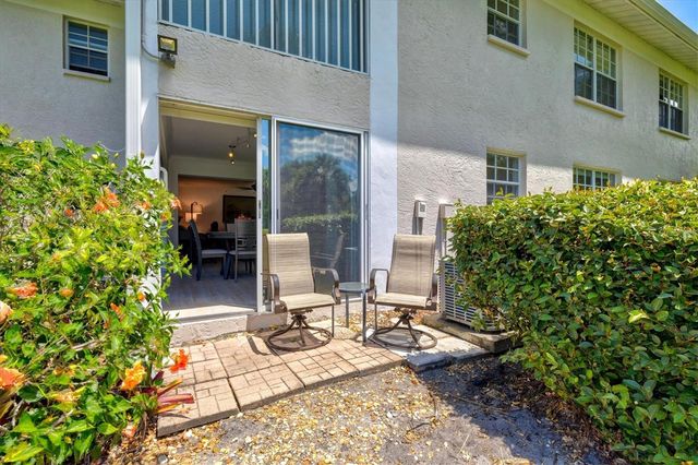 811 MONTROSE DRIVE 103, Venice, FL 34293