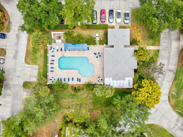 811 MONTROSE DRIVE 103, Venice, FL 34293