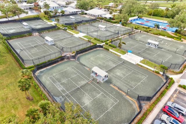 811 MONTROSE DRIVE 103, Venice, FL 34293