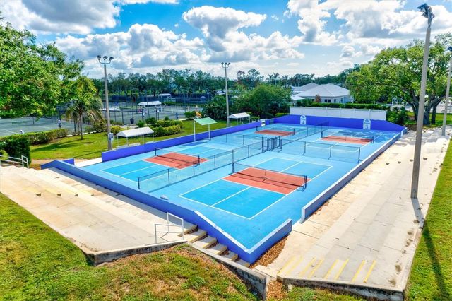 811 MONTROSE DRIVE 103, Venice, FL 34293