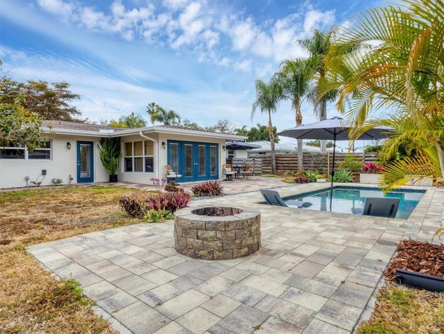 2329 SIESTA DRIVE, Sarasota, FL 34239