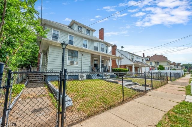 545 E 29Th St, Paterson City, NJ 07504
