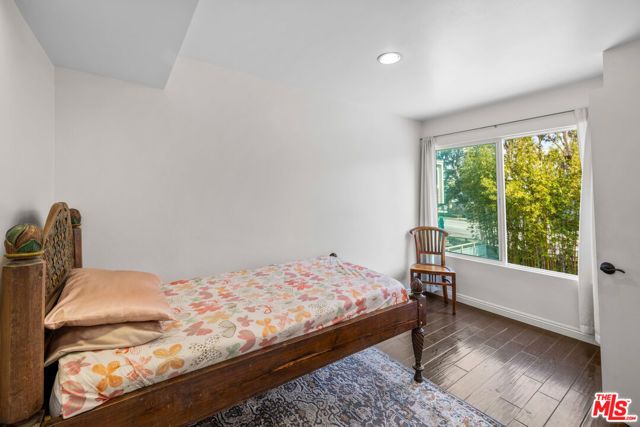 4050 Via Dolce 240, Marina Del Rey, CA 90292