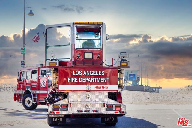 4050 Via Dolce 240, Marina Del Rey, CA 90292