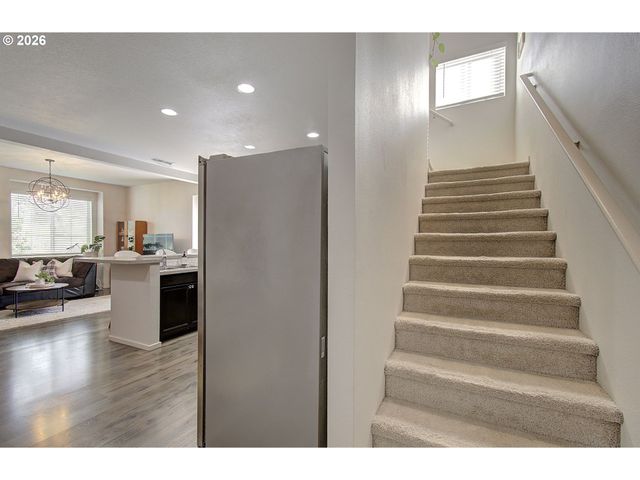 2398 Se Palmquist Rd, Gresham, OR 97080