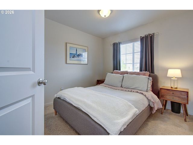 2398 Se Palmquist Rd, Gresham, OR 97080