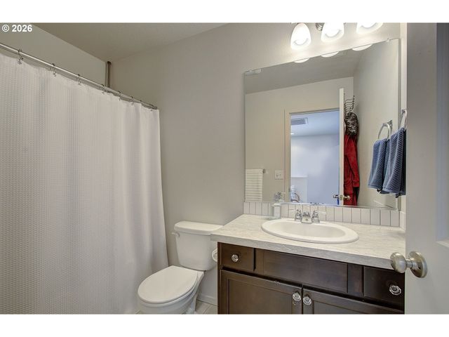 2398 Se Palmquist Rd, Gresham, OR 97080