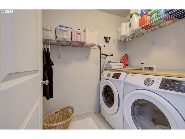 2398 Se Palmquist Rd, Gresham, OR 97080