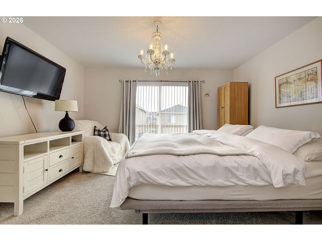 2398 Se Palmquist Rd, Gresham, OR 97080