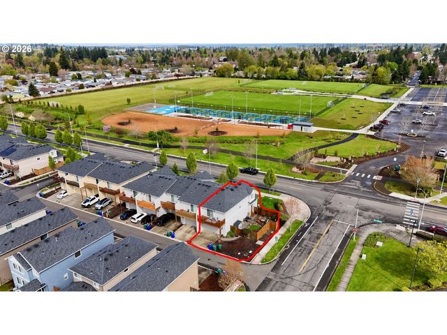 2398 Se Palmquist Rd, Gresham, OR 97080