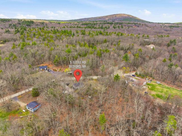 9 Tuttle Road, Bedford, NH 03110