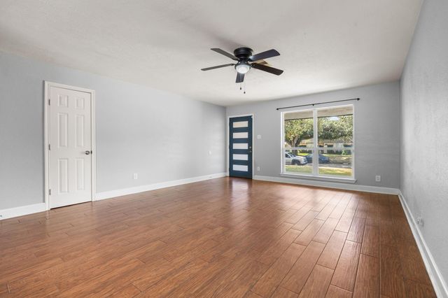 7622 Troulon Drive, Houston, TX 77074