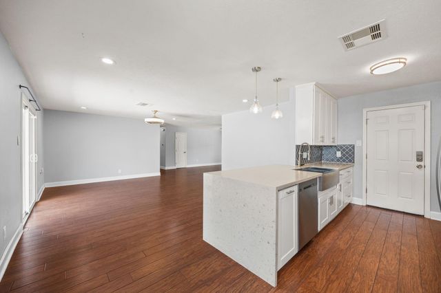 7622 Troulon Drive, Houston, TX 77074