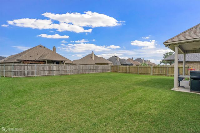 307 Nandina Drive, Bossier City, LA 71112