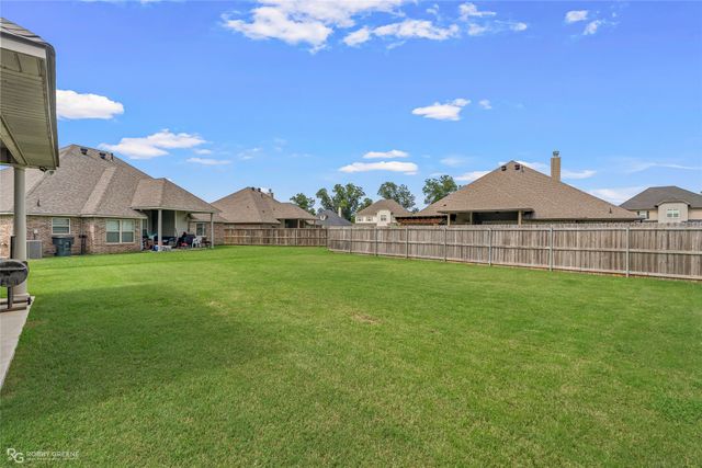 307 Nandina Drive, Bossier City, LA 71112