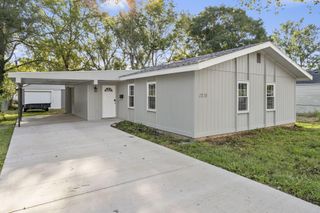 1218 North Warren Avenue, Springfield, MO 65802