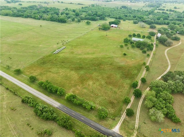 7755 Fm 1295, Moulton, TX 77975