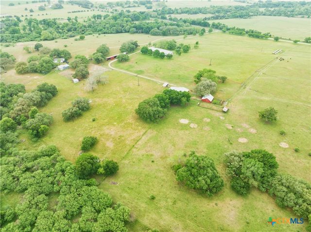 7755 Fm 1295, Moulton, TX 77975