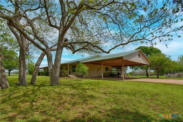 7755 Fm 1295, Moulton, TX 77975