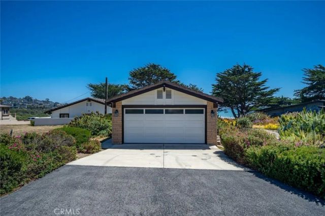 5752 Moonstone Beach, Cambria, CA 93428