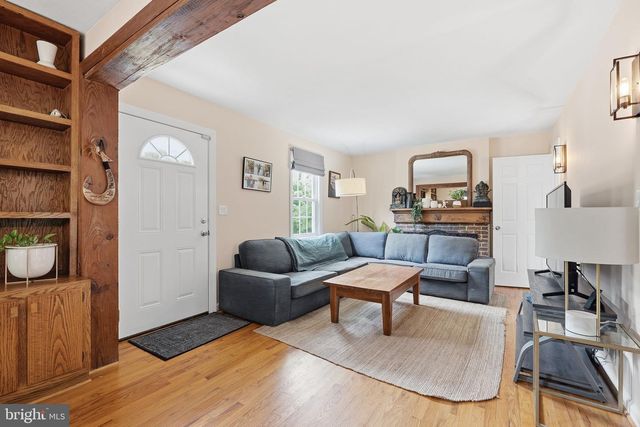 9305 CAROLINE AVE, Silver Spring, MD 20901