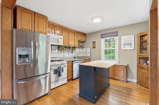 9305 CAROLINE AVE, Silver Spring, MD 20901