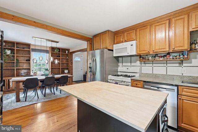 9305 CAROLINE AVE, Silver Spring, MD 20901