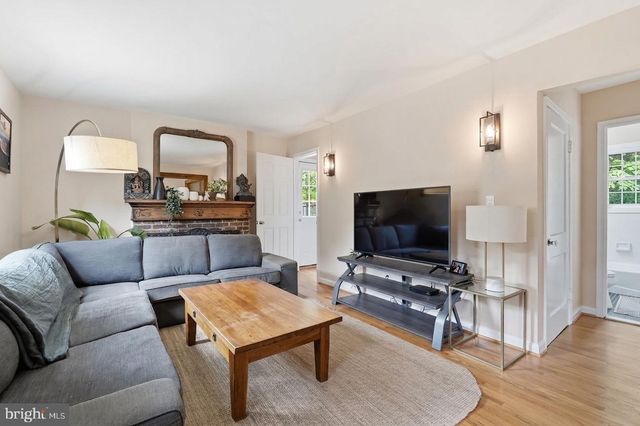 9305 CAROLINE AVE, Silver Spring, MD 20901