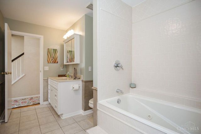 8069 Ashgrove Drive, Anderson Twp, OH 45244