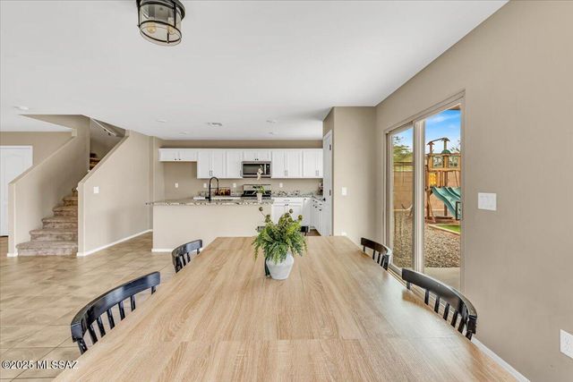 9596 S Miller Flats Drive, Tucson, AZ 85747