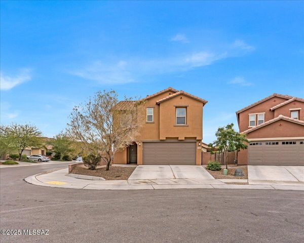 9596 S Miller Flats Drive, Tucson, AZ 85747