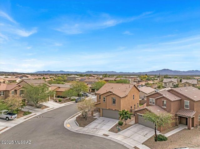 9596 S Miller Flats Drive, Tucson, AZ 85747