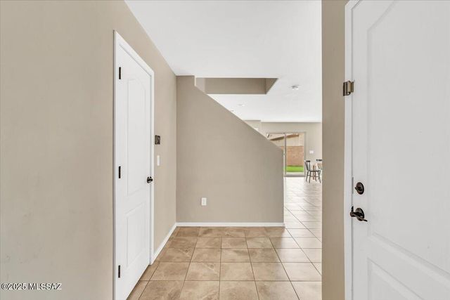 9596 S Miller Flats Drive, Tucson, AZ 85747