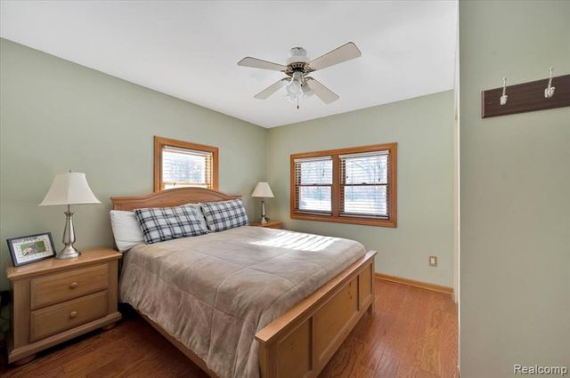 500 W Norway Lake Road, Lapeer, MI 48446