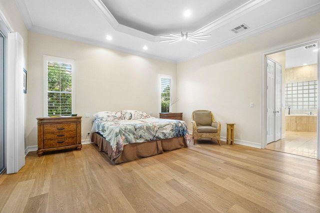 45 Dunbar Road, Palm Beach Gardens, FL 33418