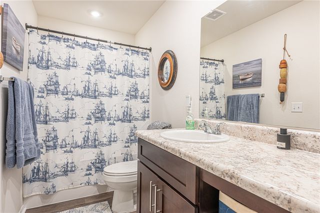 2420 E Illinois Alley, Fayetteville, AR 72701