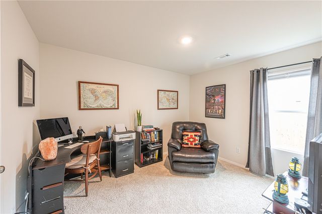 2420 E Illinois Alley, Fayetteville, AR 72701