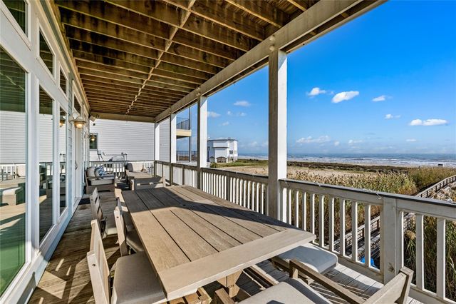 17215 Termini San Luis Pass Road, Galveston, TX 77554
