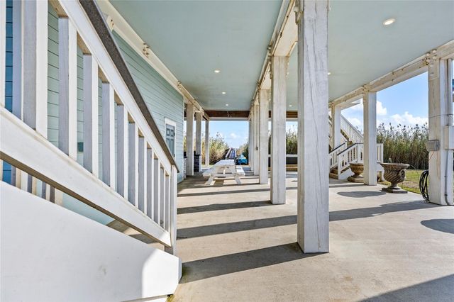 17215 Termini San Luis Pass Road, Galveston, TX 77554