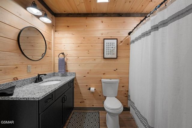 2304 Wingspan Drive, Sevierville, TN 37876