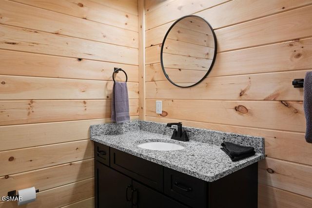 2304 Wingspan Drive, Sevierville, TN 37876