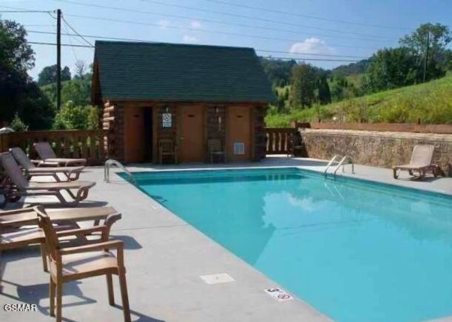 2304 Wingspan Drive, Sevierville, TN 37876