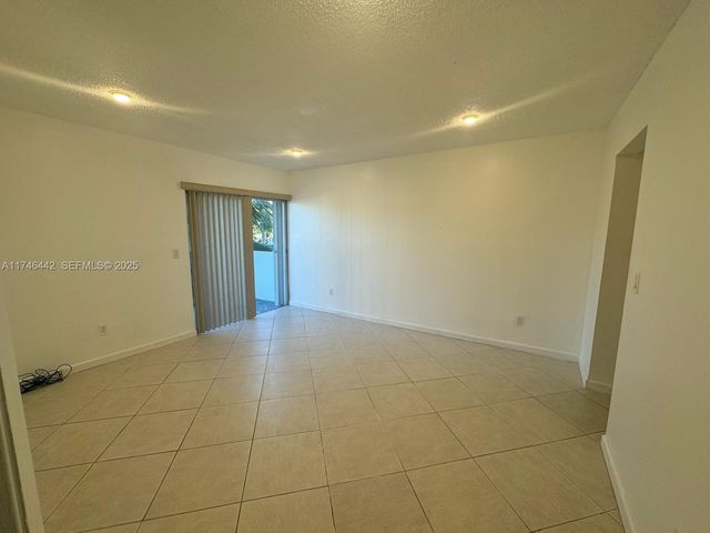 3642 NE 171st Street 306, North Miami Beach, FL 33160
